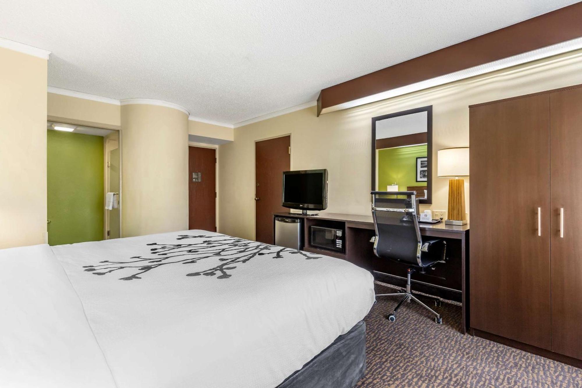 Sleep Inn Matthews-Charlotte Экстерьер фото